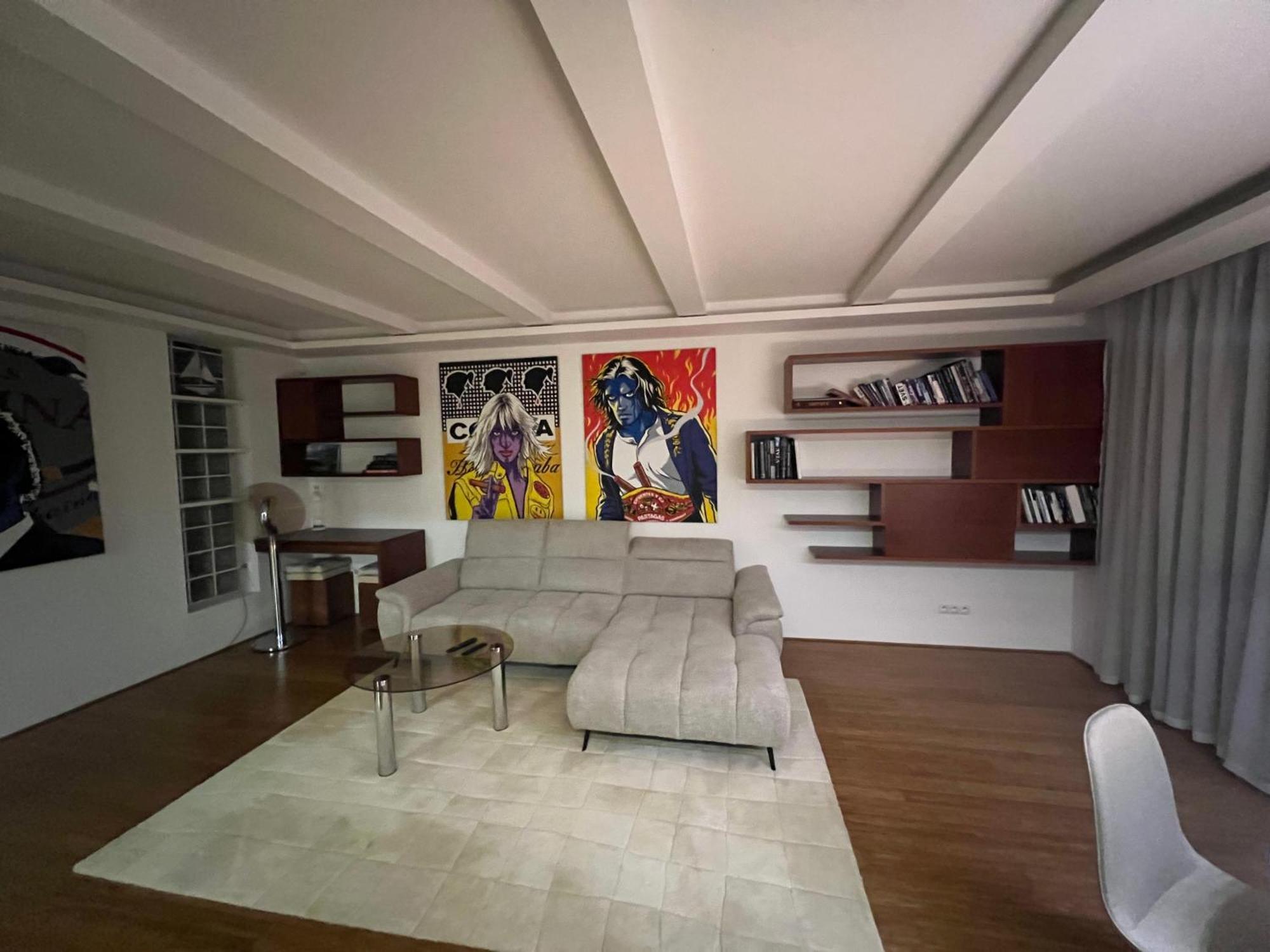 Old Town Apartment Братислава Екстер'єр фото